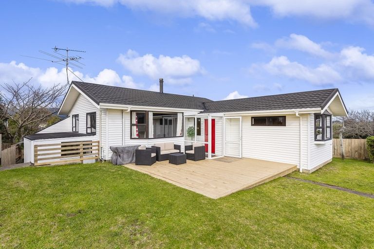 Photo of property in 6 Arnold Grove, Paraparaumu Beach, Paraparaumu, 5032