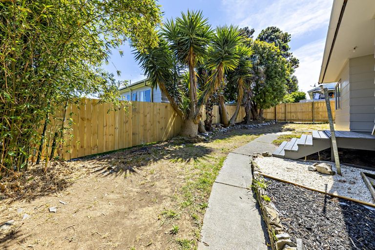 Photo of property in 1/183a Coxhead Road, Wattle Downs, Auckland, 2103