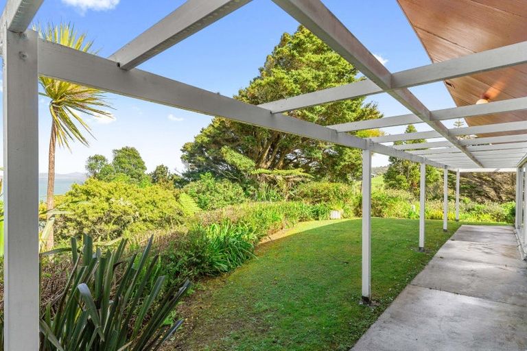 Photo of property in 30 Manganese Point Road, Tamaterau, Whangarei, 0174