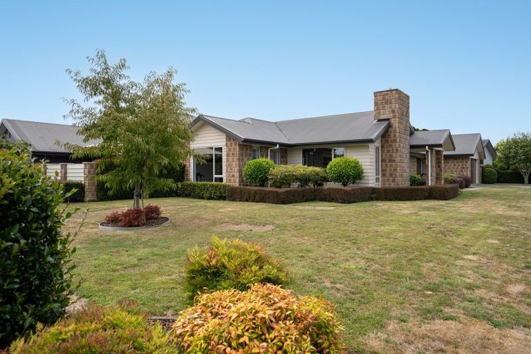 Photo of property in 10 Cooper Crescent, Cambridge, 3434