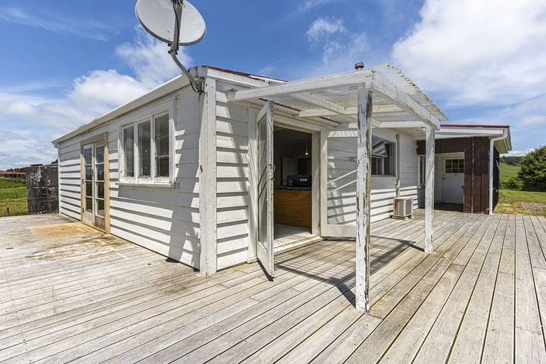 Photo of property in 99 Mangaotea Road, Ratapiko, Inglewood, 4390