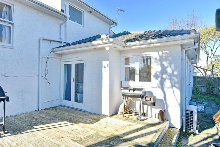 Photo of property in 15b Lothian Street, Ilam, Christchurch, 8041