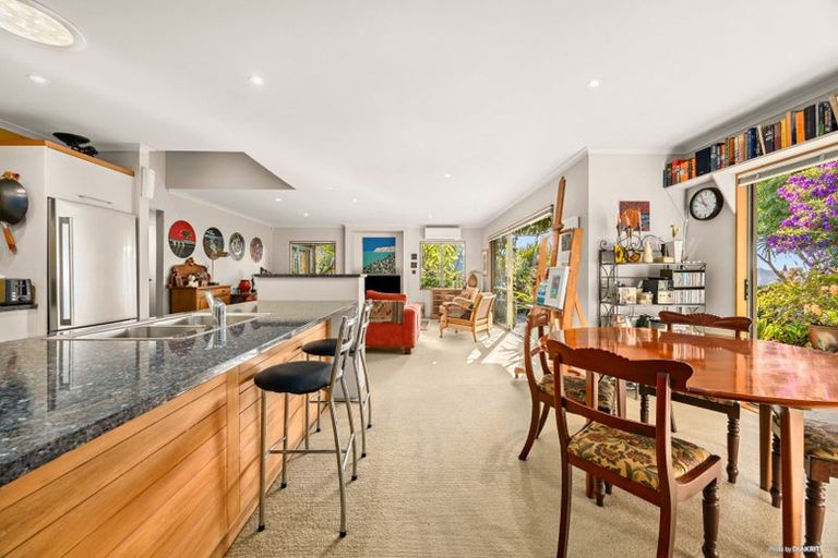 Photo of property in 3 Rakau Views, Orewa, 0931