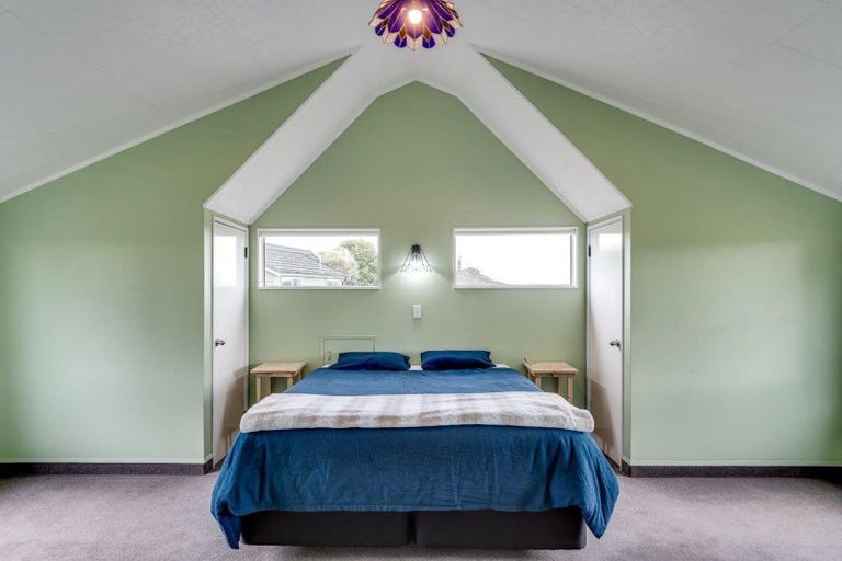 Photo of property in 55 Watchman Road, Westshore, Napier, 4110