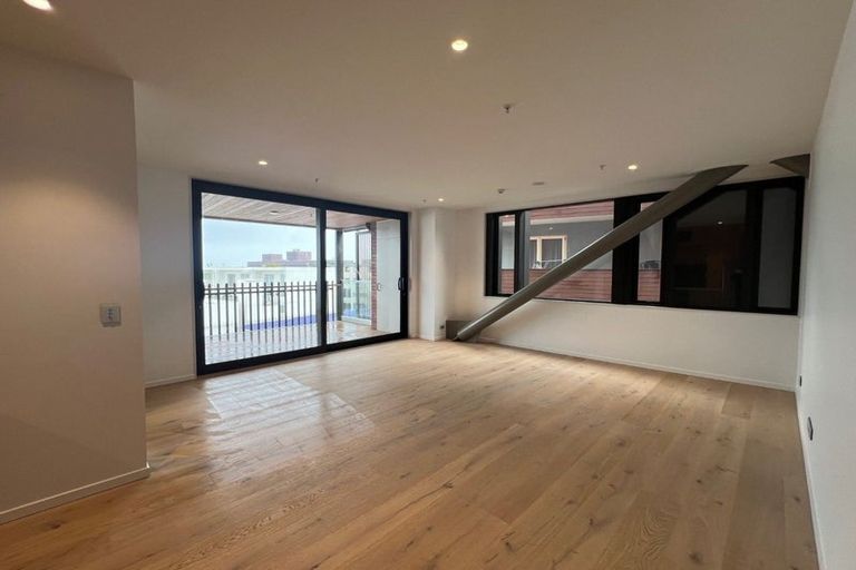 Photo of property in 102/45 Mount Eden Road, Grafton, Auckland, 1023