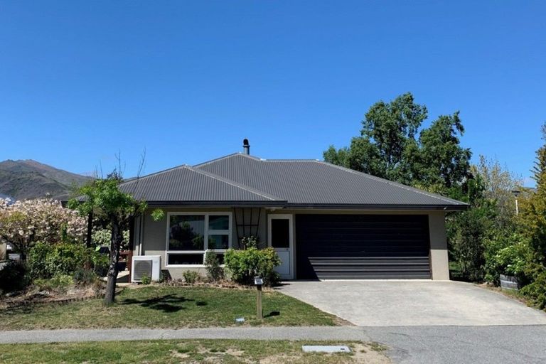 Photo of property in 25 Cairnmuir Crescent, Cromwell, 9310