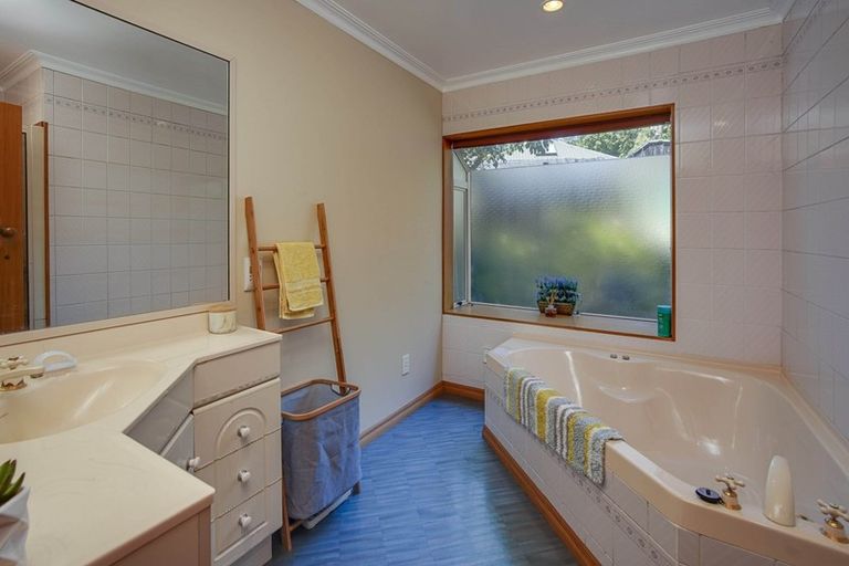 Photo of property in 10 Milne Place, Richmond, 7020