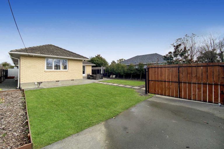 Photo of property in 1/18 Awatea Road, Hornby, Christchurch, 8042