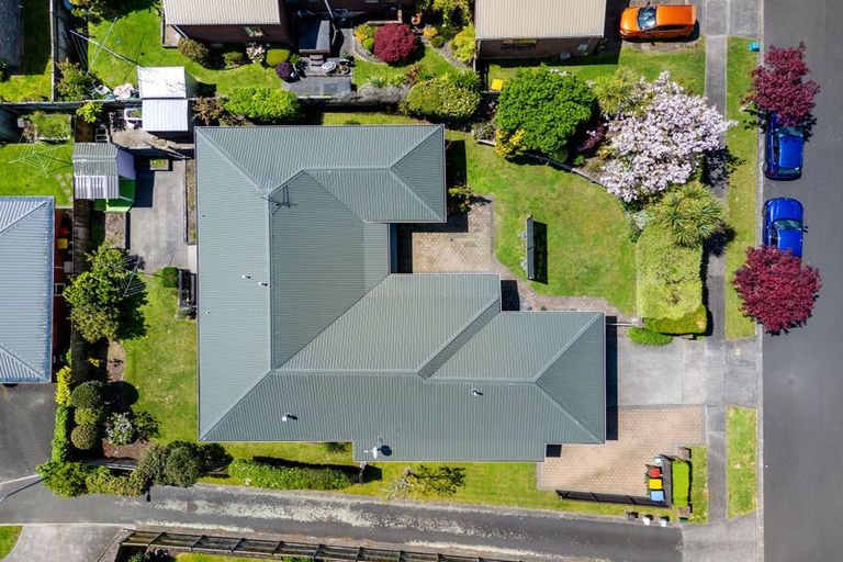 Photo of property in 38 Ashley Street, St Andrews, Hamilton, 3200