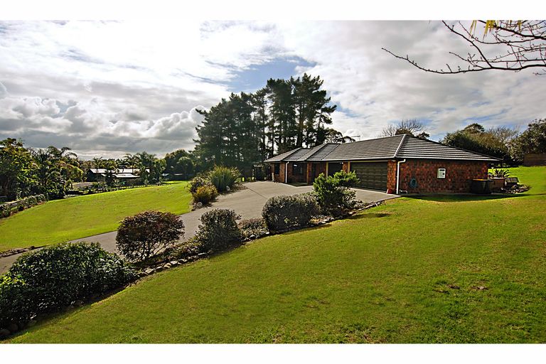 Photo of property in 112e Victoria Avenue, Waiuku, 2123