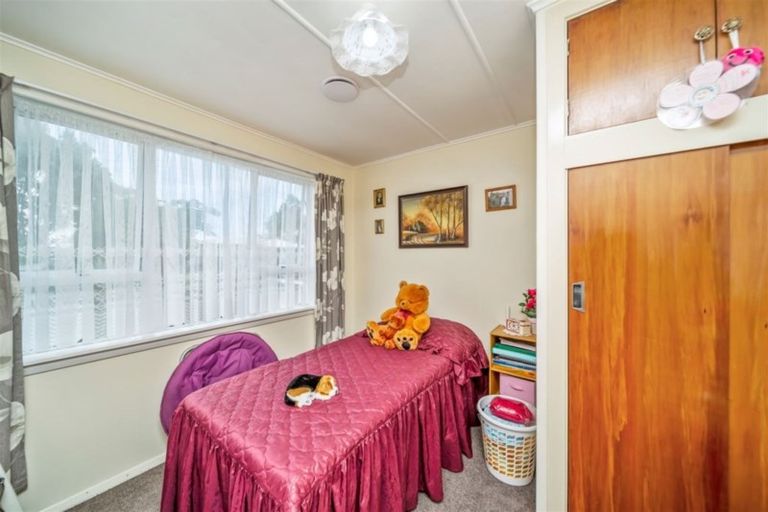 Photo of property in 22 Mcguire Street, Hawera, 4610