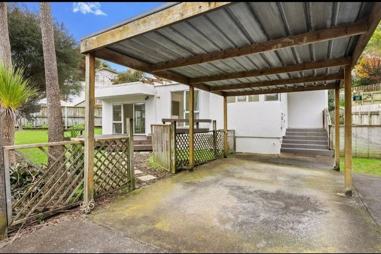 Photo of property in 2/79 Mountbatten Avenue, Hillcrest, Auckland, 0627