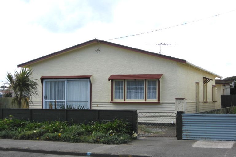 Photo of property in 20 Seafront Road, Castlecliff, Whanganui, 4501