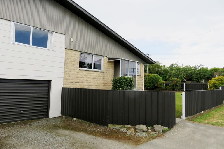 Photo of property in 1 Birkett Street, Temuka, 7920