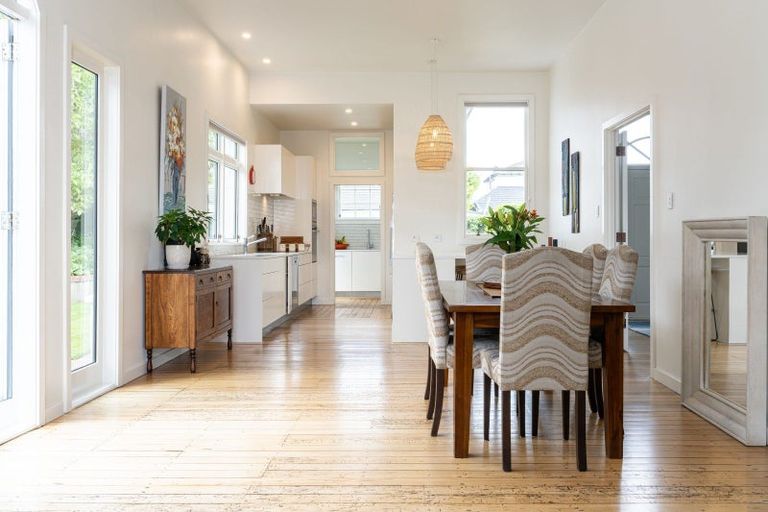 Photo of property in 72 Mailer Street, Mornington, Dunedin, 9011