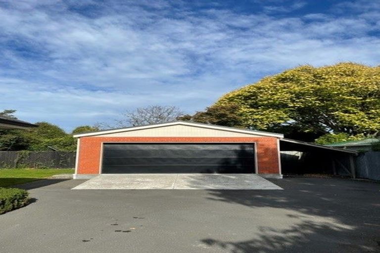 Photo of property in 15 Browns Road, St Albans, Christchurch, 8014