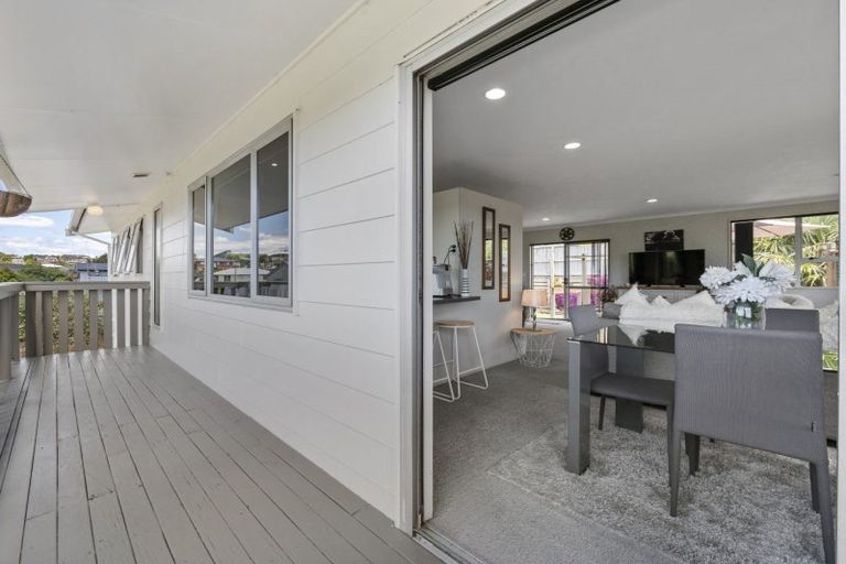 Photo of property in 8 Ranginui Road, Welcome Bay, Tauranga, 3112