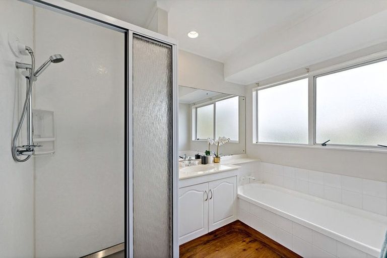 Photo of property in 6 Alicia Road, Somerville, Auckland, 2014