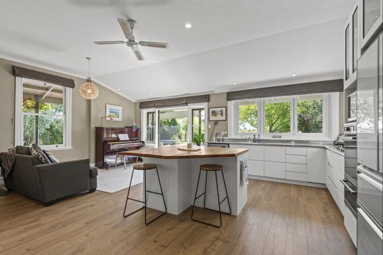 Photo of property in 236 Kelvin Grove Road, Kelvin Grove, Palmerston North, 4470