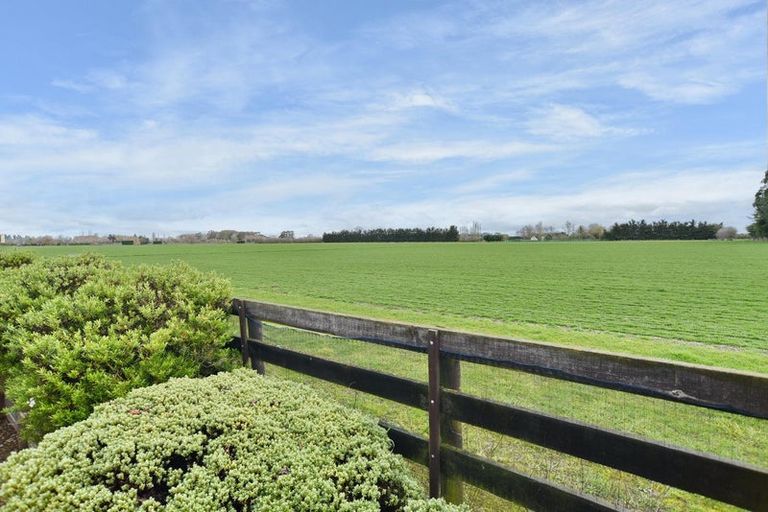 Photo of property in 19 Lancewood Way, Rangiora, 7400