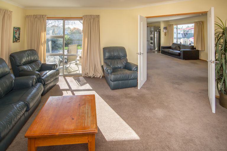 Photo of property in 21 Cridland Street West, Kaiapoi, 7630