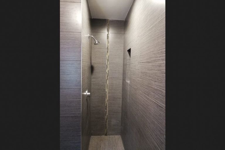 Photo of property in 5 Richmond Road, Mahina Bay, Lower Hutt, 5013