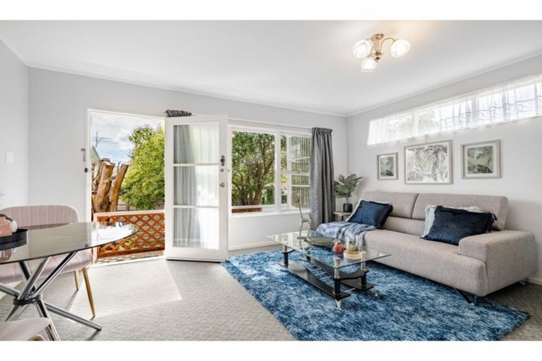 Photo of property in 4/44 Titirangi Road, New Lynn, Auckland, 0600