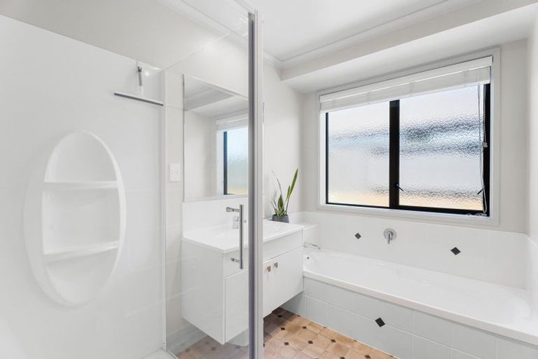 Photo of property in 10 Kinder Place, Ngongotaha, Rotorua, 3010