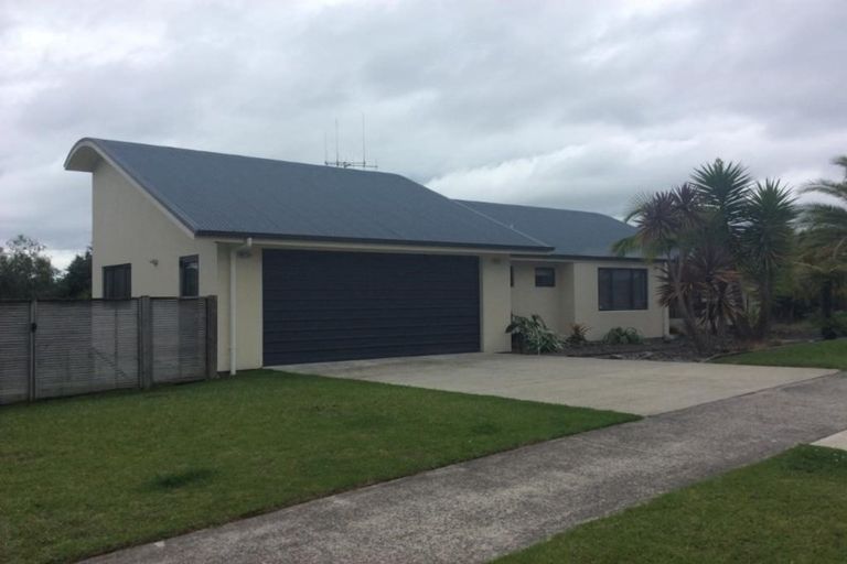 Photo of property in 97 Sterling Gate Drive, Bethlehem, Tauranga, 3110