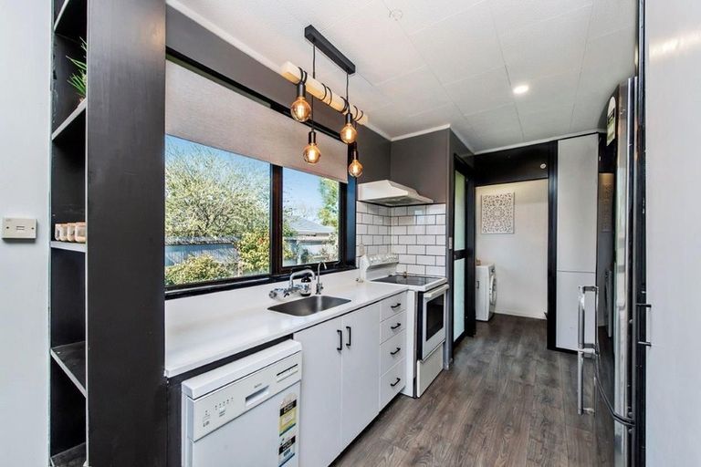 Photo of property in 22 Pound Road, Leeston, 7632