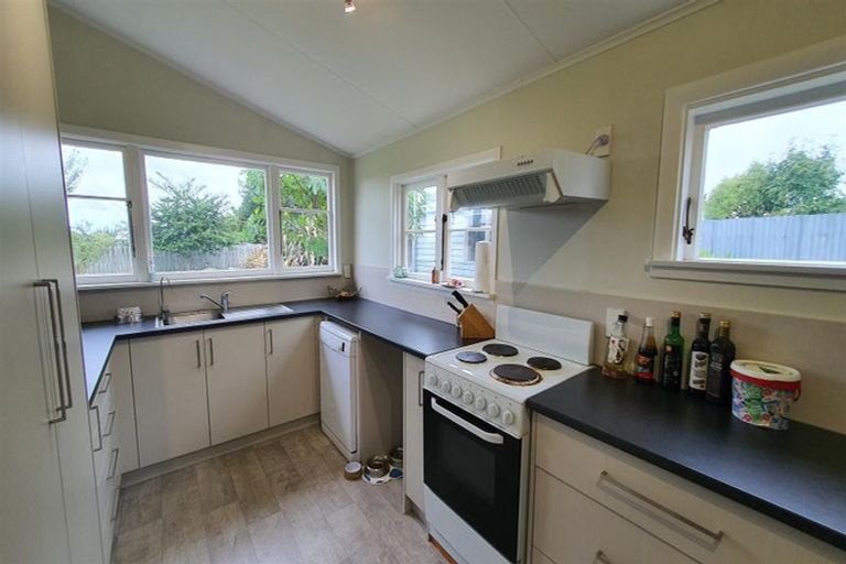 Photo of property in 1 Edward Street, Waimate, 7924