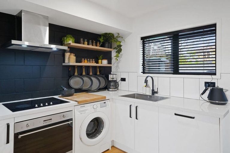 Photo of property in 6/9 Sherborne Street, St Albans, Christchurch, 8014