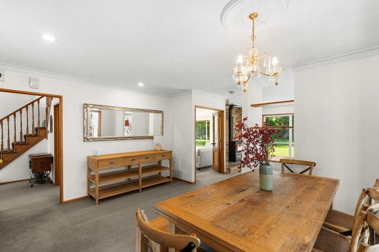 Photo of property in 31 Glenharrow Avenue, Avonhead, Christchurch, 8042