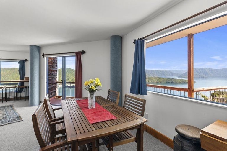 Photo of property in 5 Cooks Ridge, Waikawa, Picton, 7281