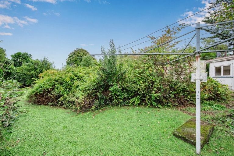 Photo of property in 10 Wairere Grove, Paraparaumu, 5032