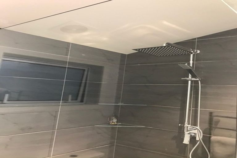 Photo of property in 748 Whangaparaoa Road, Manly, Whangaparaoa, 0930