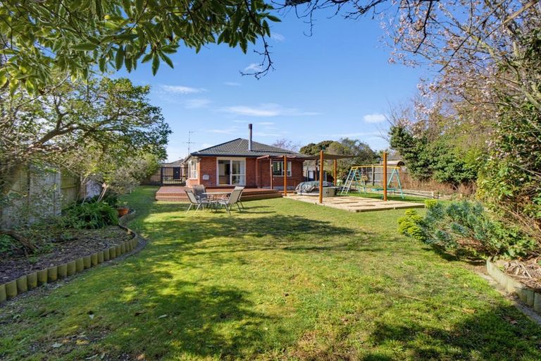Photo of property in 5a Woodgrove Avenue, North New Brighton, Christchurch, 8083