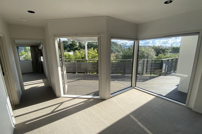 Photo of property in 2/21 Omana Road, Milford, Auckland, 0620