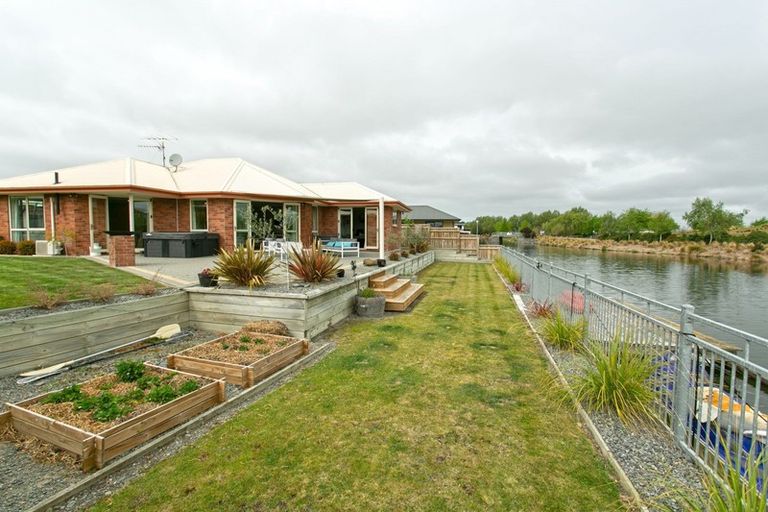 Photo of property in 6 Halston Close, Huntingdon, Ashburton, 7774