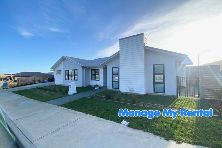 Photo of property in 153 Waipounamu Drive, Kelson, Lower Hutt, 5010