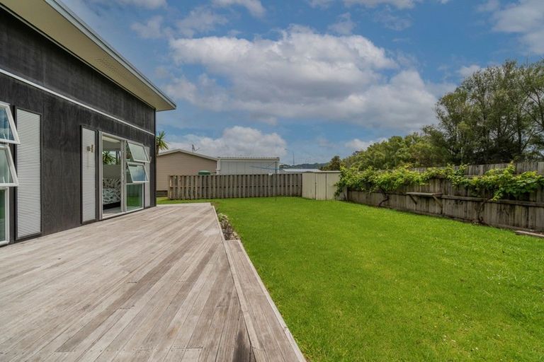 Photo of property in 35 Carina Way, Whitianga, 3510