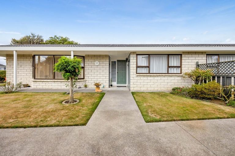 Photo of property in 14a Murdoch Street, Hawera, 4610