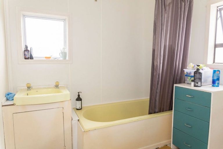 Photo of property in 7 Stanley Street, Dannevirke, 4930