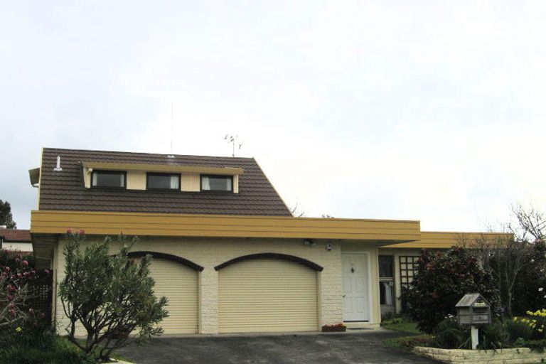 Photo of property in 10 Rewarewa Place, Matua, Tauranga, 3110