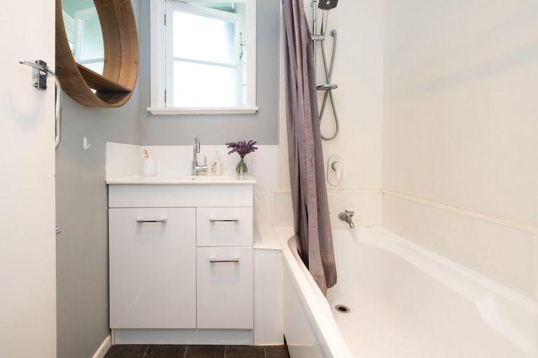 Photo of property in 18 Margaret Avenue, Havelock North, 4130