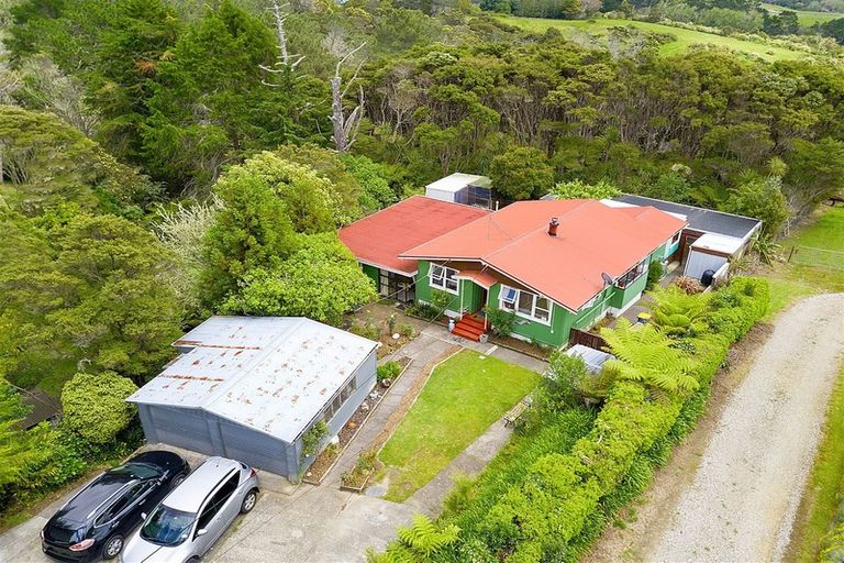 Photo of property in 113 Forest Hill Road, Henderson, Auckland, 0612