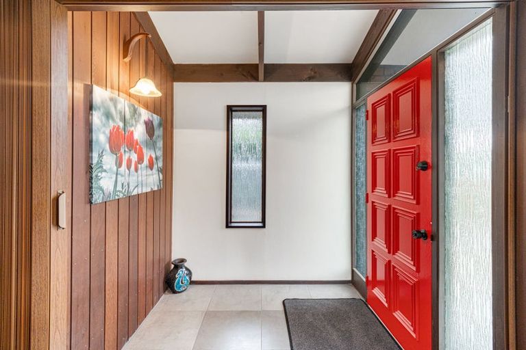 Photo of property in 17 Akepiro Place, Tawhero, Whanganui, 4501