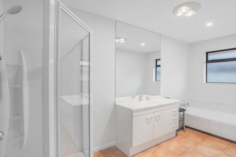 Photo of property in 21 Forest Drive, Parklands, Christchurch, 8083