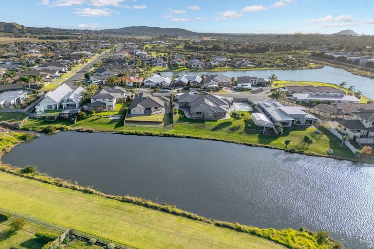 Photo of property in 150 Oriental Parade, Papamoa Beach, Papamoa, 3118