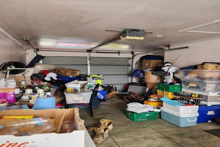 Photo of property in 10 Tir Conaill Avenue, Flat Bush, Auckland, 2019